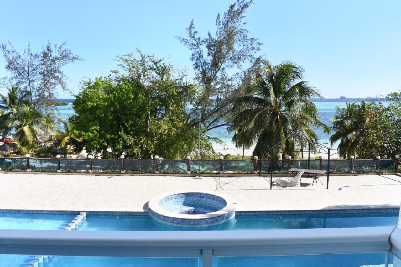 Dream Village Boca Chica Frente A La Playa Eksteriør billede